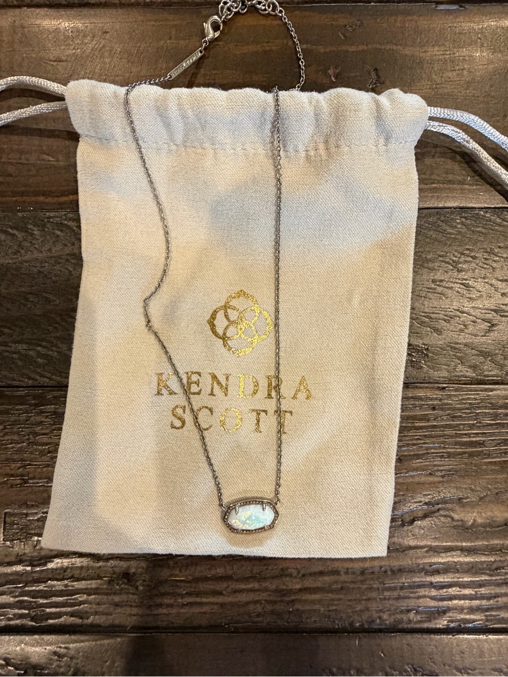 Kendra Scott Necklace